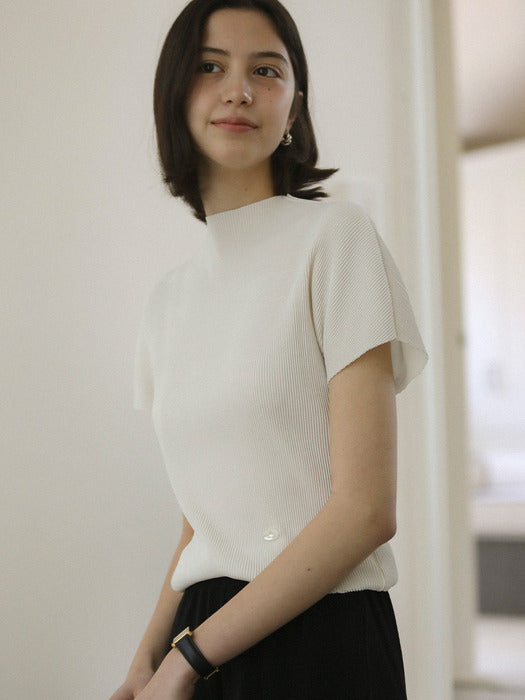 [TILLIDIE] Pleated high neck short sleeve top_Ivory