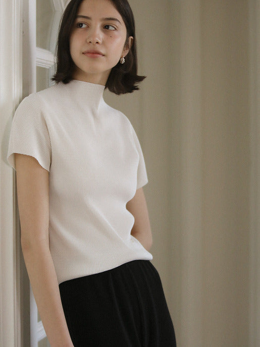 [TILLIDIE] Pleated high neck short sleeve top_Ivory