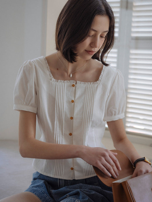 [TILLIDIE] Square neck pin tuck short sleeve blouse_Ivory