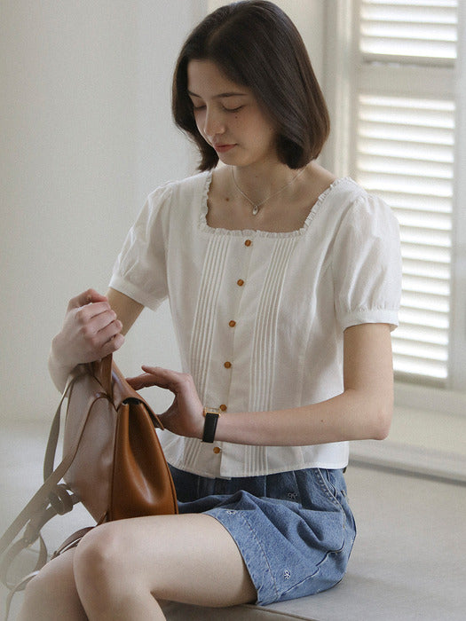 [TILLIDIE] Square neck pin tuck short sleeve blouse_Ivory