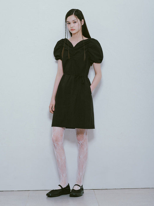 [raive] Heart Neck Mini Dress in Black Vw4Mo221-10