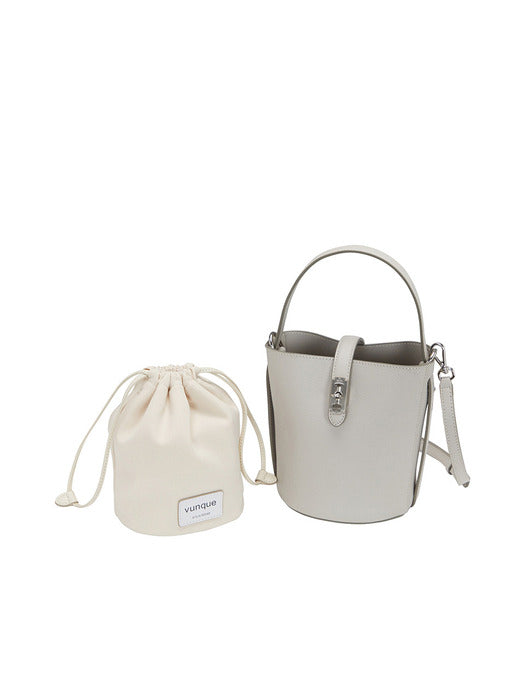 [vunque] Perfect Drawstring Pouch Small - Ivory