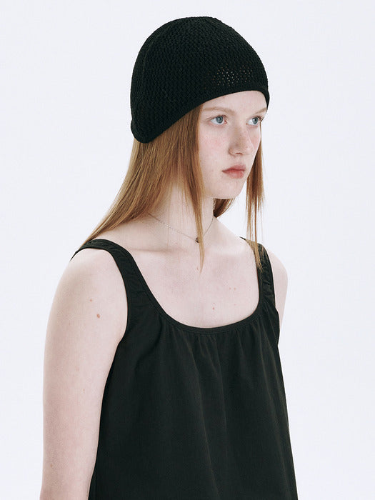 Margesherwood Crochet Round Beanie black