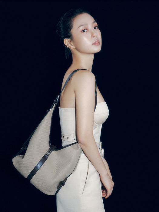 [vunque] [Favorite Pick] Toque Hola Hobo M (Medium) Beige