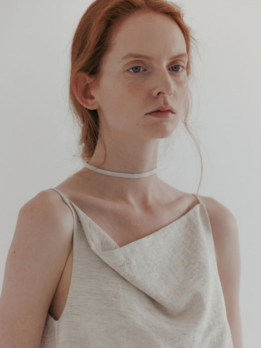 [moia] square cowl sleeveless (natural)