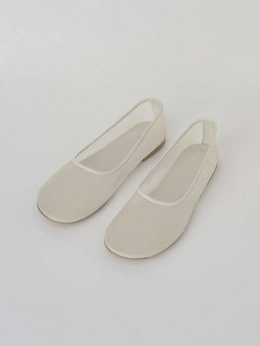 [moia] mesh flat shoes (ivory)