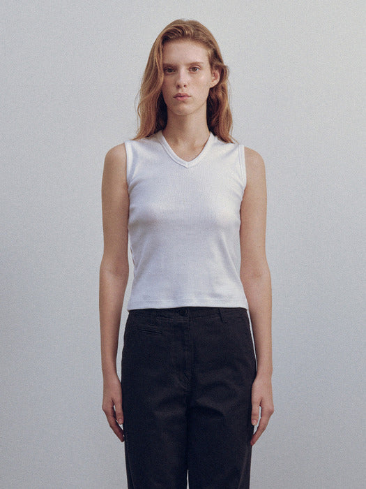 90s v-neck sleeveless top (White)