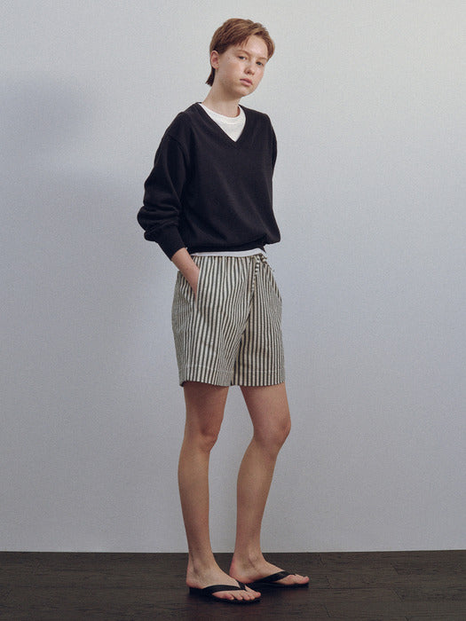 Nothing Written Tek short pants (Black stripe)