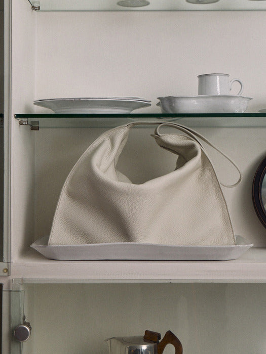 [nothing written] Pibi leather shoulder bag (Salt)