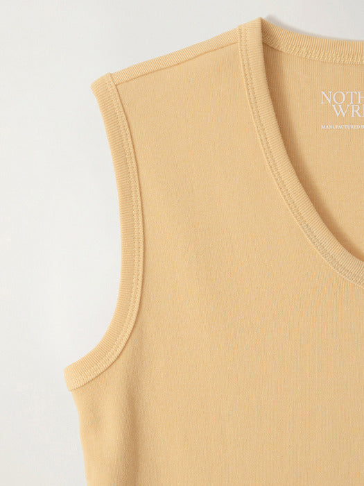 90s v-neck sleeveless top (Vanilla butter)