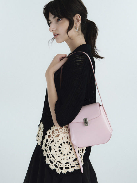 [vunque] Trapeze Slim Shoulder S (트라페즈 슬림 숄더 스몰)_2colors