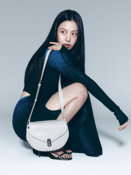 [vunque] [Favorite Pick] Occam Doux Round Shoulder M (Occam's Razor Soft Round Shoulder Medium)

2colors