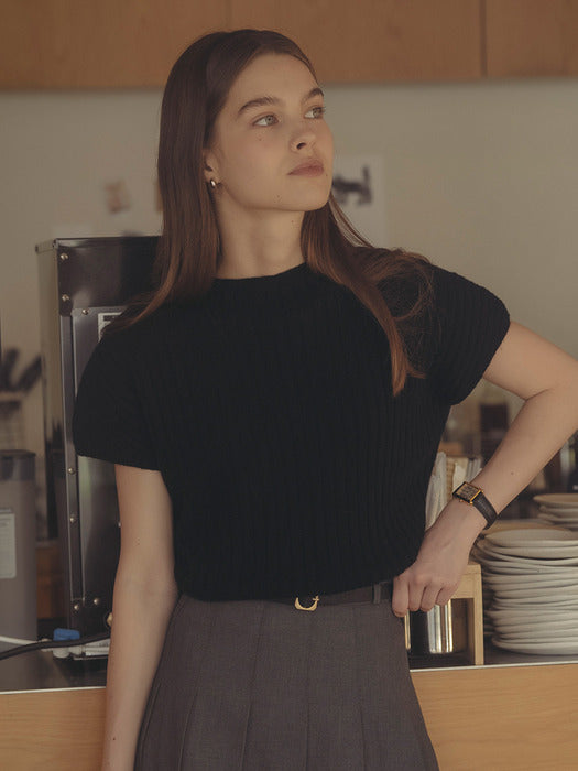 Tillidie Cashmere blended wholegarment knit Black
