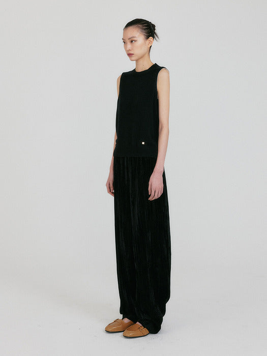 Eenk Zan Roundneck Knit Vest - Black