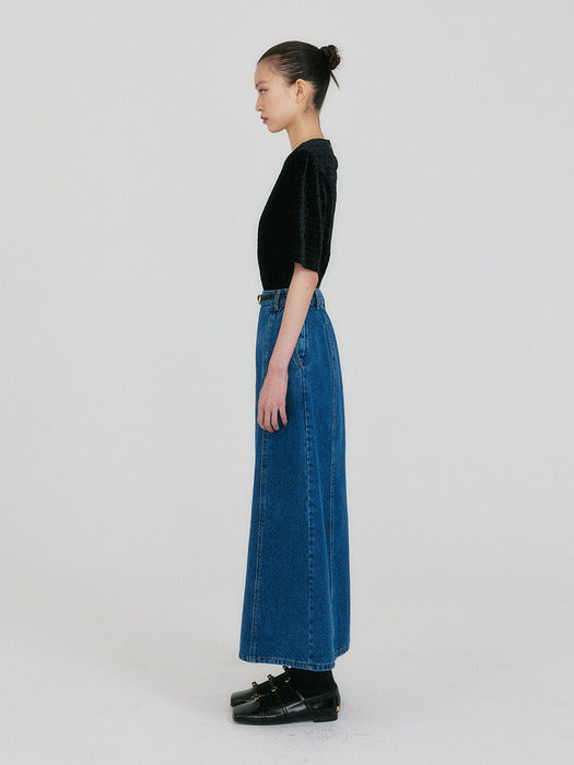 Eenk Zann Back-Button Top - Black