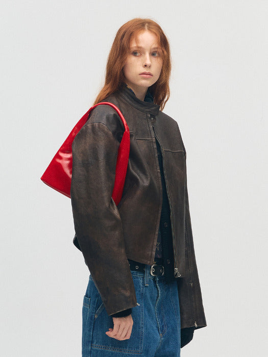 HOBO SHOULDER_apple red crinkle