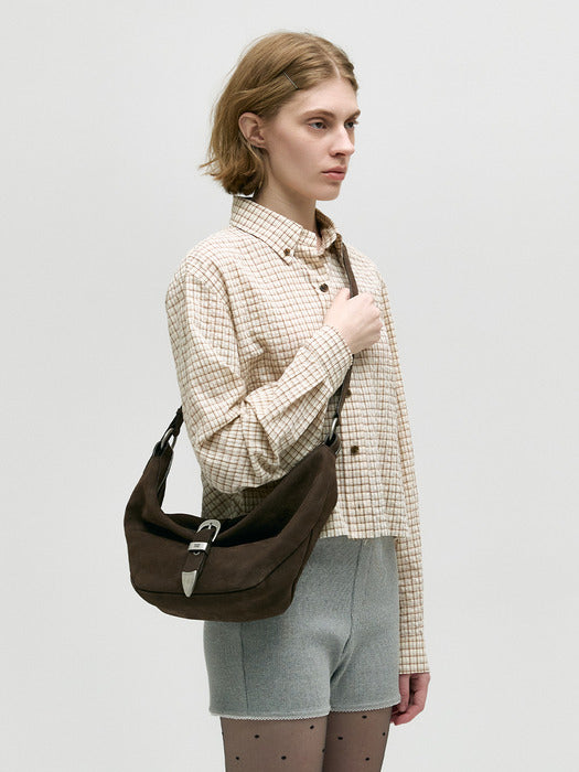 BELTED HOBO MEDIUM_hush nubuck