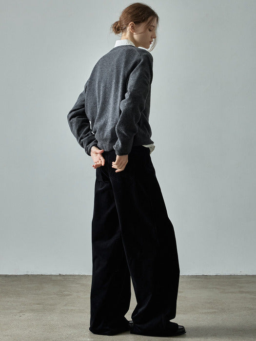 Essential V-Neck Knit_charcoal