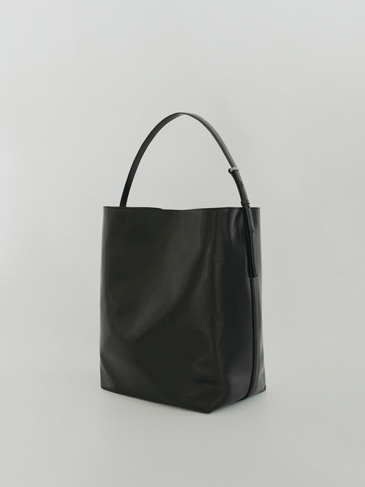 [moia] lake shoulder bag (black)