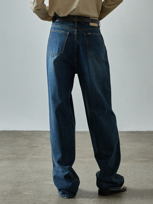 Facade Pattern Classic Tapered Denim vintage washing
