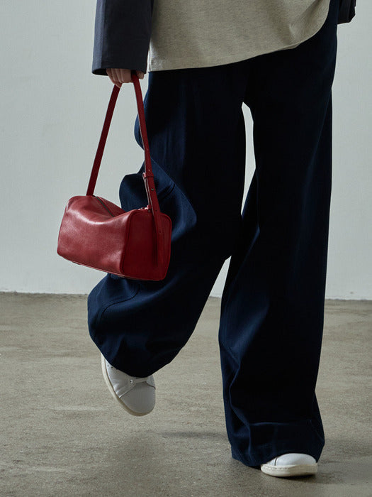 Facade Pattern Vintage Cabin Bag red