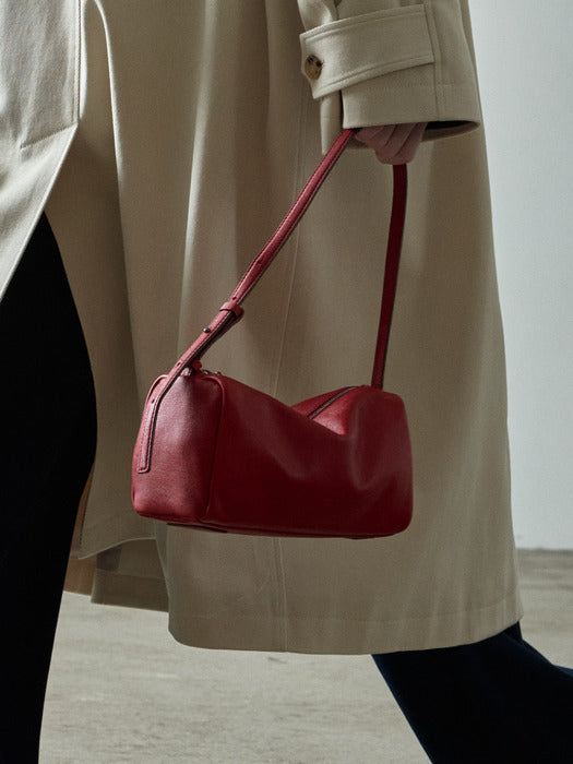 Facade Pattern Vintage Cabin Bag red