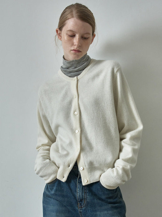 Cashmere Essential Cardigan_ivory