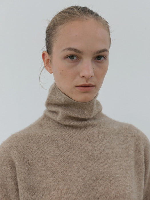 [moia] cashmere turtleneck (beige)