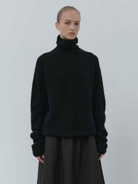cashmere turtleneck (black)