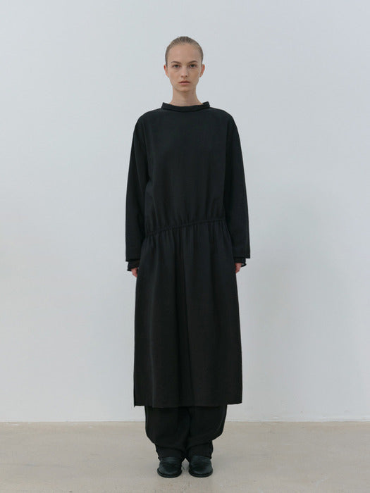 [moia] mock neck shirring dress (black)