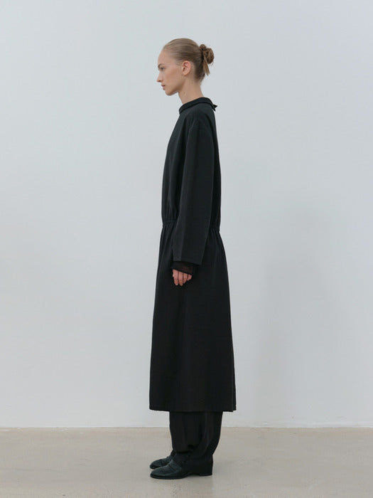 [moia] mock neck shirring dress (black)