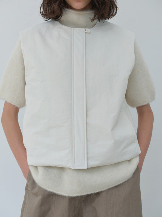 [moia] padded vest (ivory)