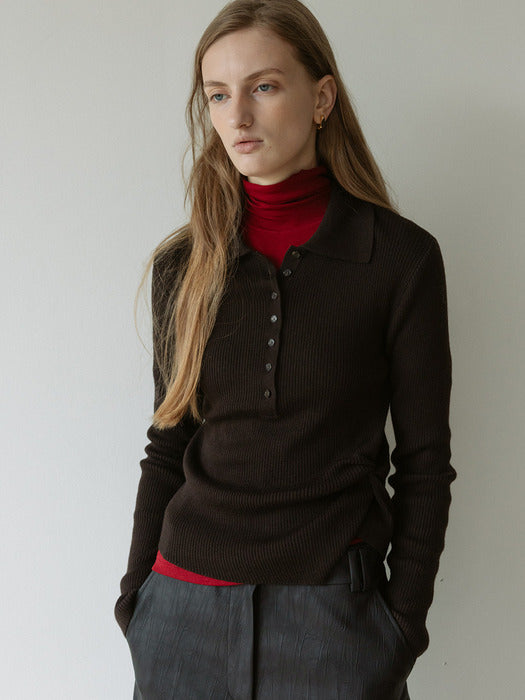 Loeuvre Back Slit Turtleneck T-Shirt