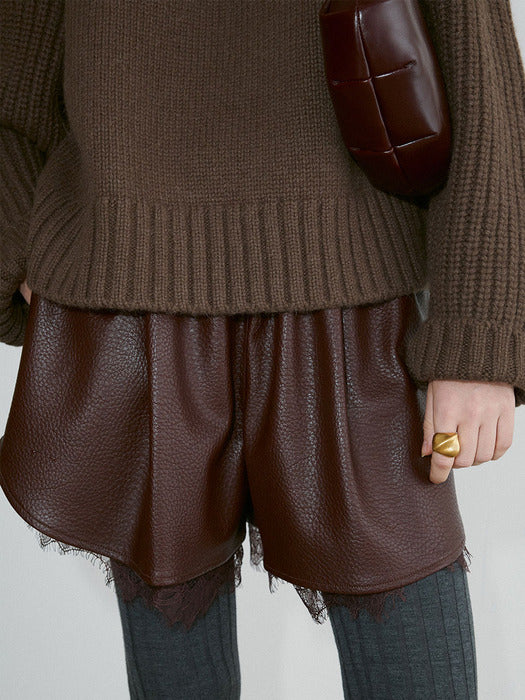 [recto] GRETA FAUX LEATHER LACE TRIMMING SHORTS (2COLORS)
