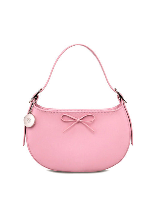 Raive Taylor in Prim Rose