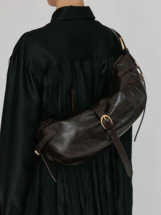 [EENK] Herr Buckeled Hobo Bag - Brown