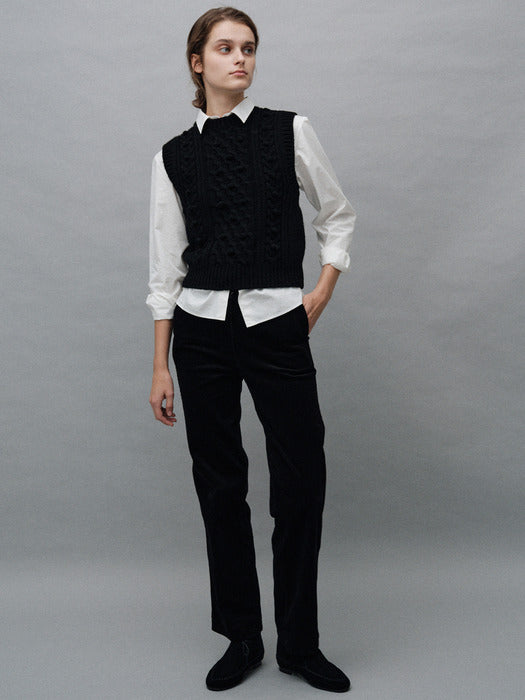 Nothing Written Latti wool vest (Black)