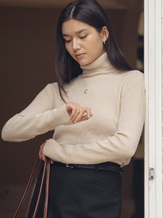 [TILLIDIE] Ribbed wool turtleneck basic knit_Light Beige