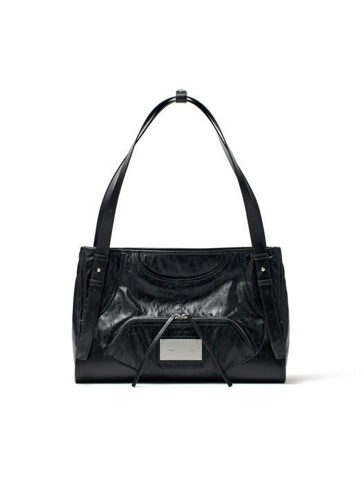 TWO WAY STRAP SQUARE BAG IN BLACK