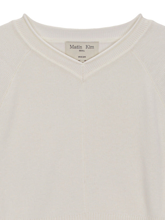 V NECK RAGLAN CROP PULLOVER IN IVORY