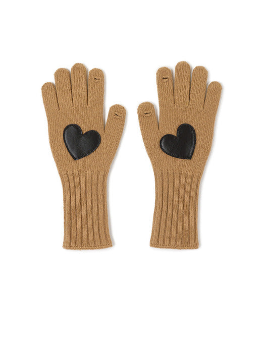 [osoi] HEART PATCH GLOVE [CAMEL]