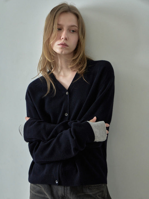Cashmere V-Neck Cardigan - Navy