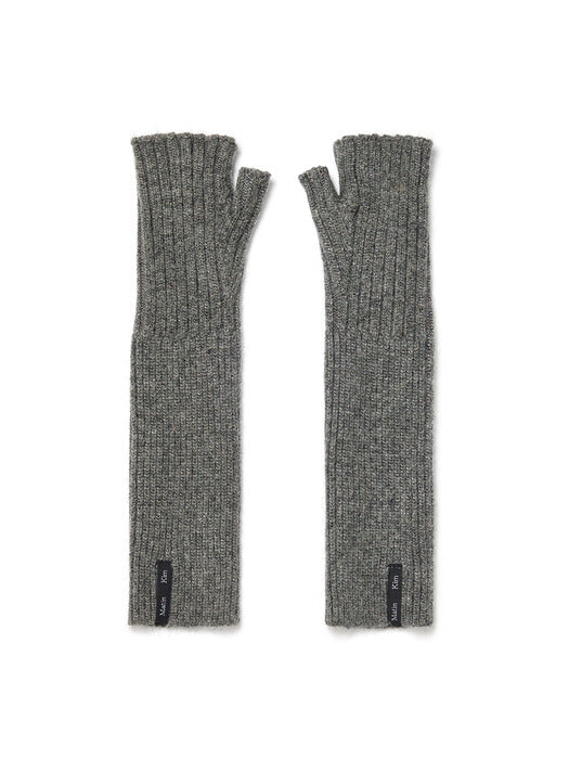 MATIN RIBBED HAND WARMER IN GREY