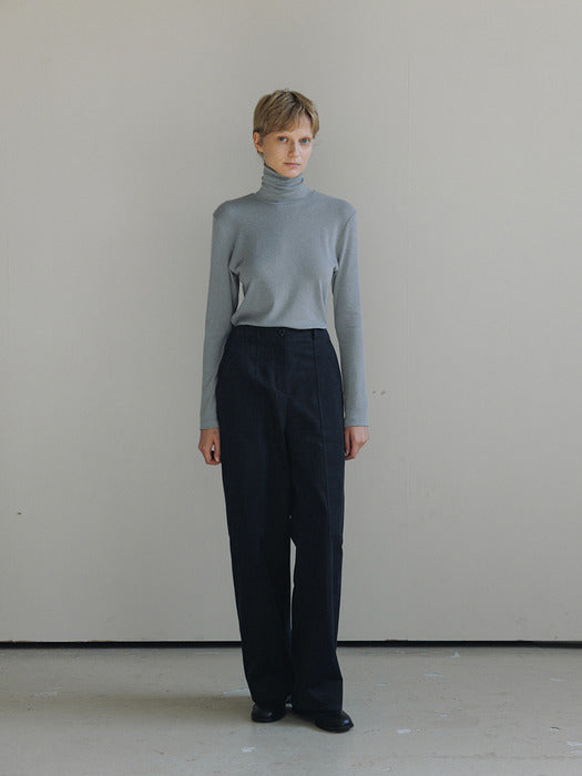 [moia] soft turtleneck (baby blue)