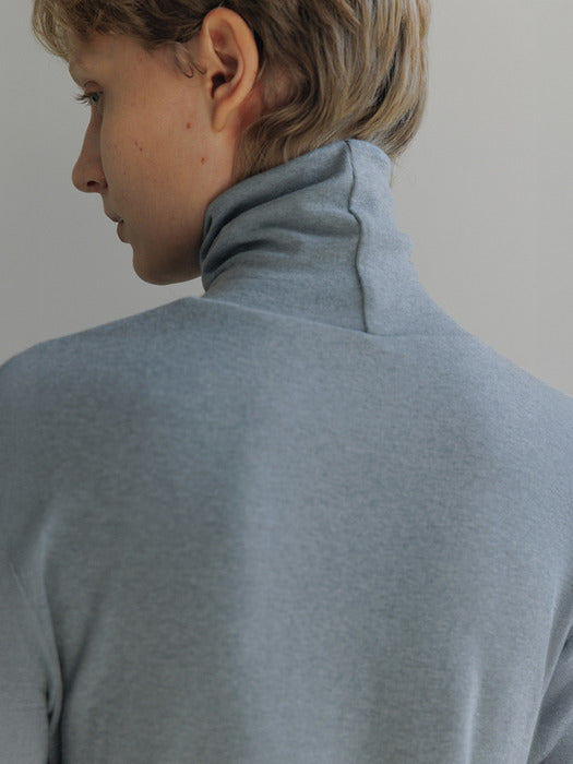 [moia] soft turtleneck (baby blue)