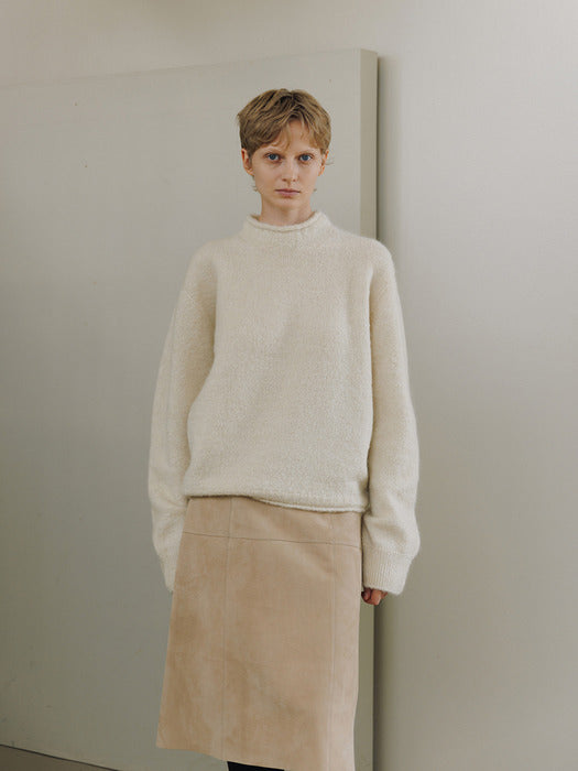 mock neck pullover (butter)