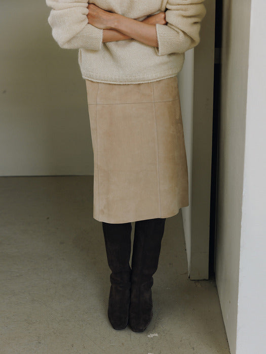 Clothing in beige - Premium quality product image