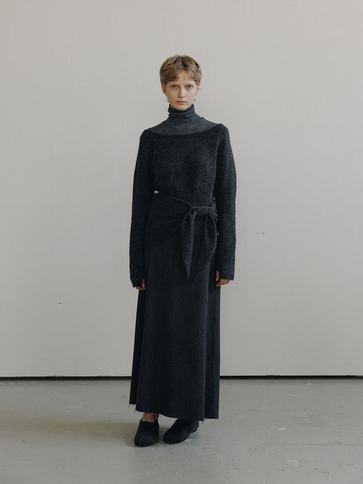 [moia] cutting maxi skirt (charcoal)