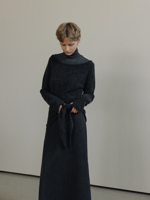 [moia] cutting maxi skirt (charcoal)