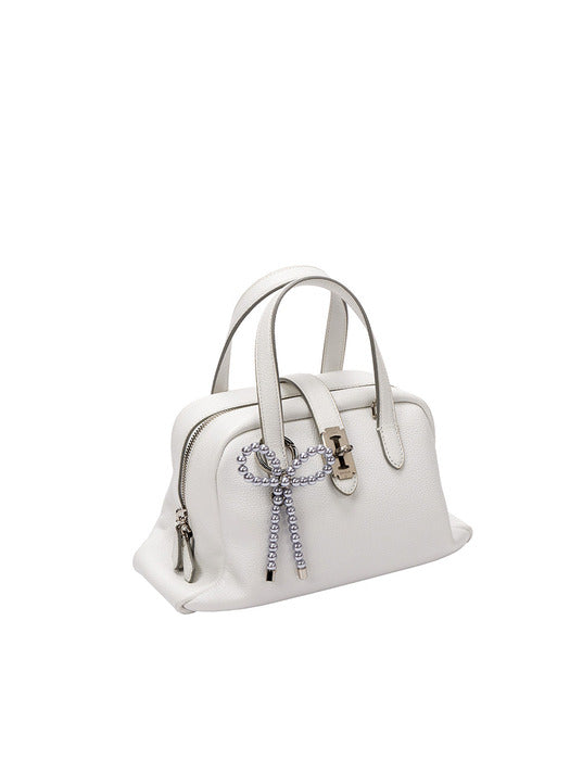 Vunque Pearl Ribbon Charm Grey